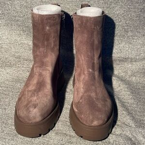 Vince Camuto Neframes Booties. NWT